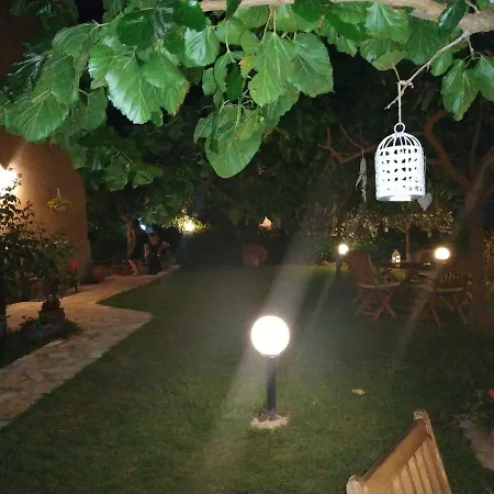 Апартаменты Fani House