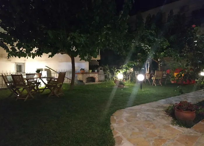 Daire Fani House